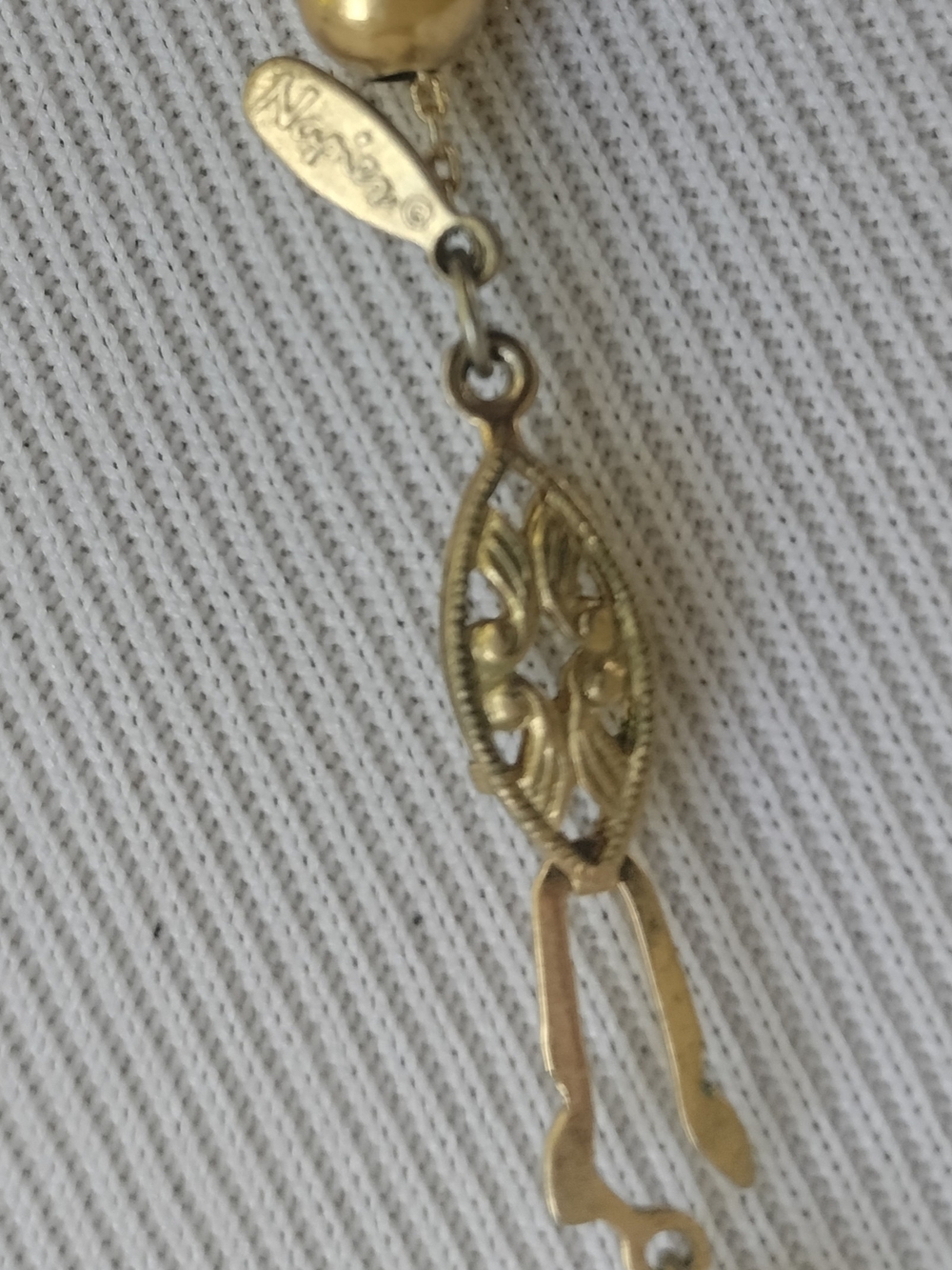 Gold-Tone Filigree Dangle Earrings - Vintage-Inspired Women Jewelry
